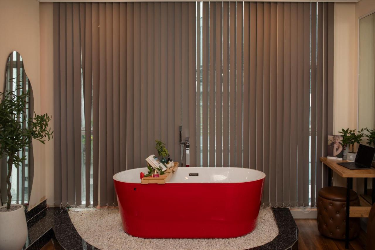 An Thinh Central Hotel - Ben Thanh Market Ho Chi Minh City Bagian luar foto